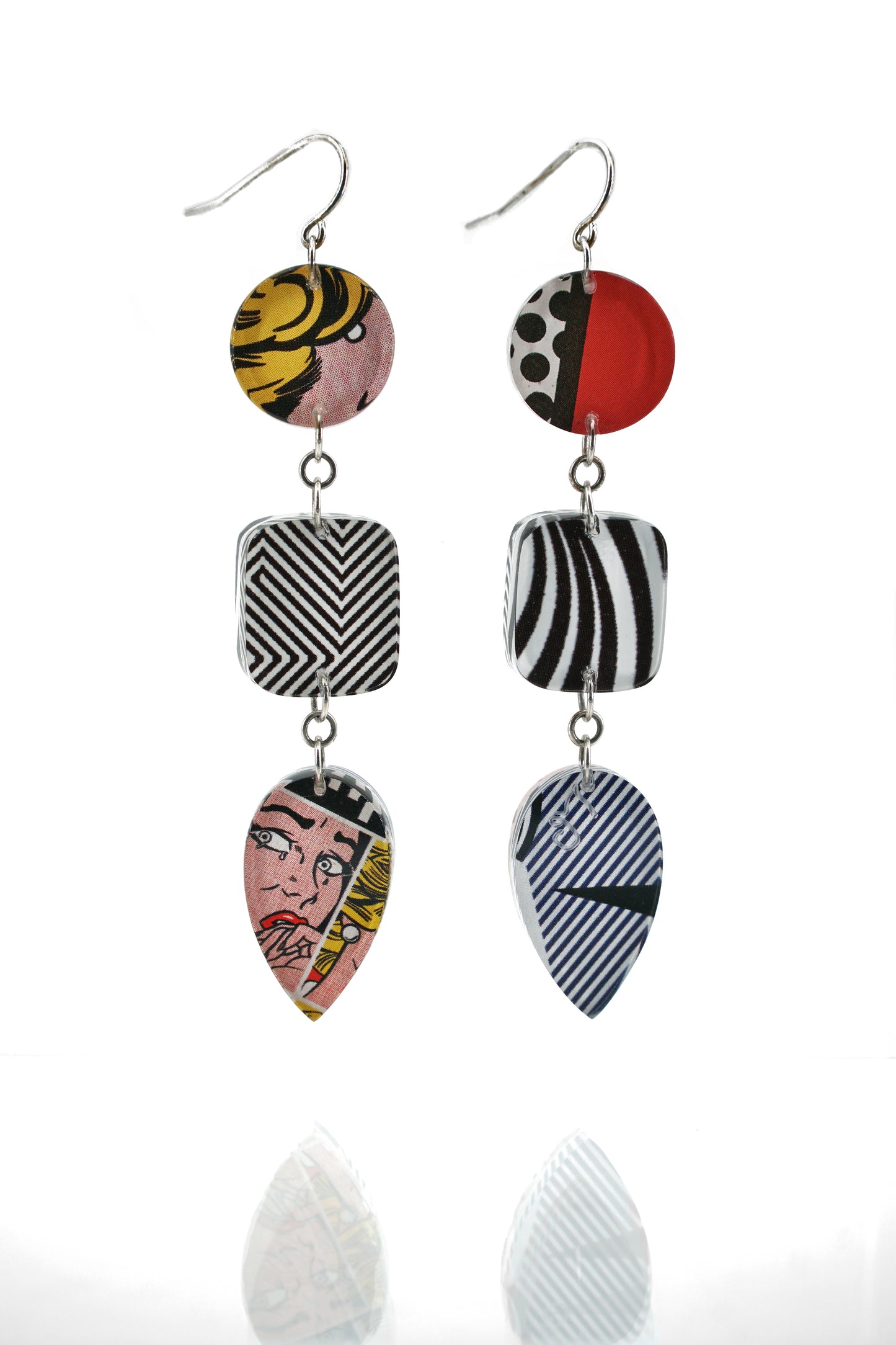 Crying Girl Reversible 3 Tier Drops (wire)