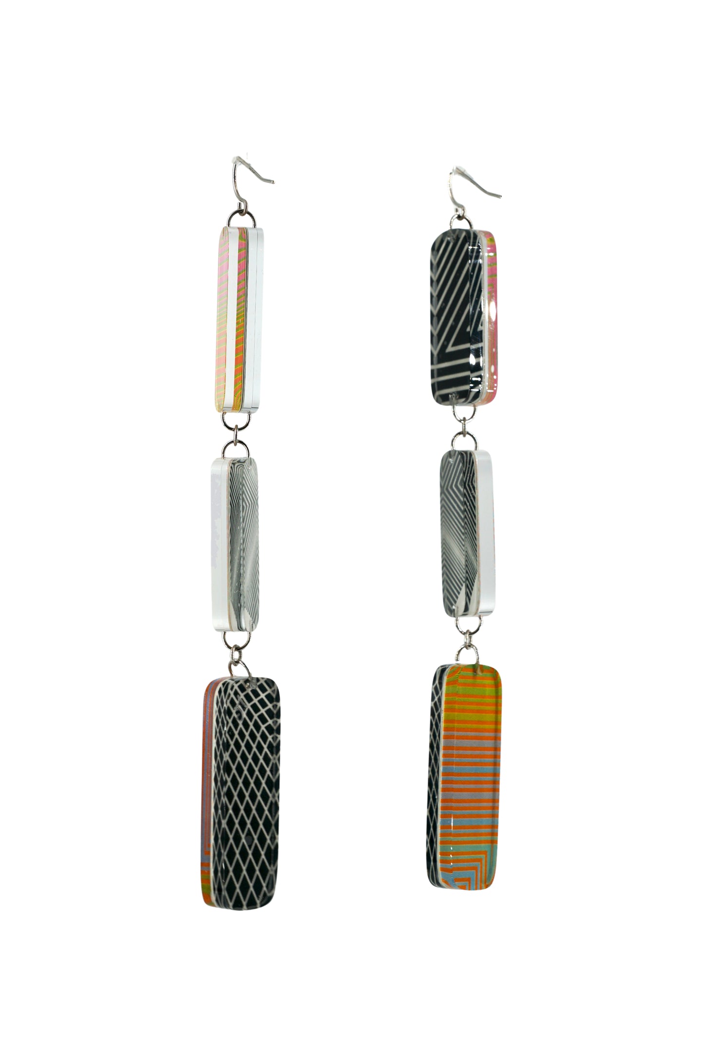Op Art Extra Long Reversible 3 Tier Drops (wire)