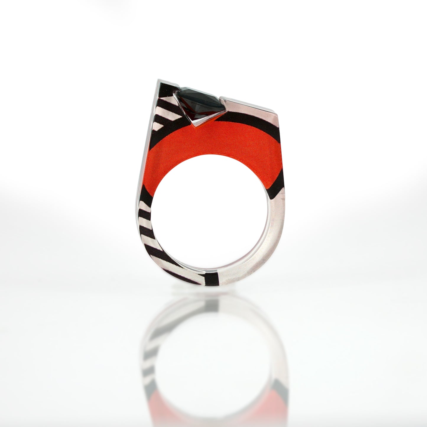 Pop Art Black Gem Ring - size 8