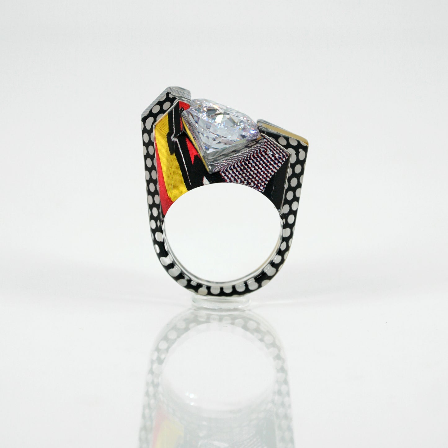 Pop Art Sculpted Large Gem Ring - size 9